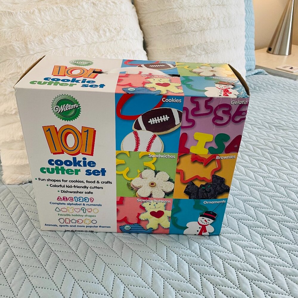 Wilton 101 Cookie Cutter Set with Box